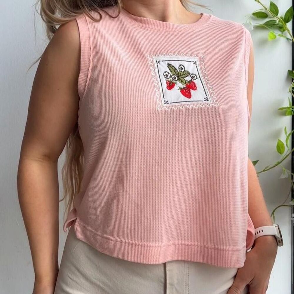 Upcycled pale pink embroidered strawberry stamp waffle knit boxy fit tank - Picture 2 of 7